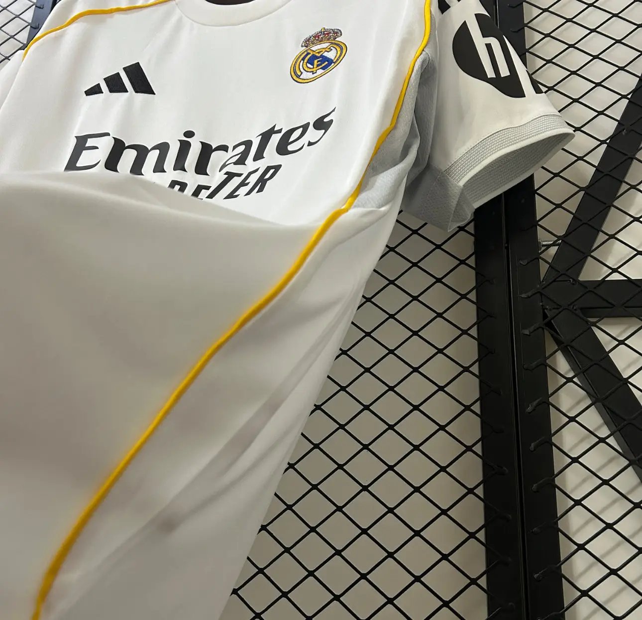 MAILLOT DU REAL MADRID 2025/2026 All2Jersey