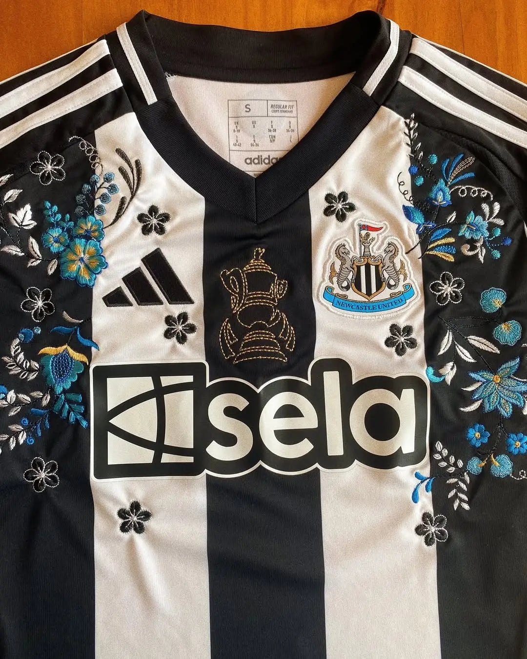 MAILLOT NEW CASTLE CUSTOM BRODÉ All2Jersey