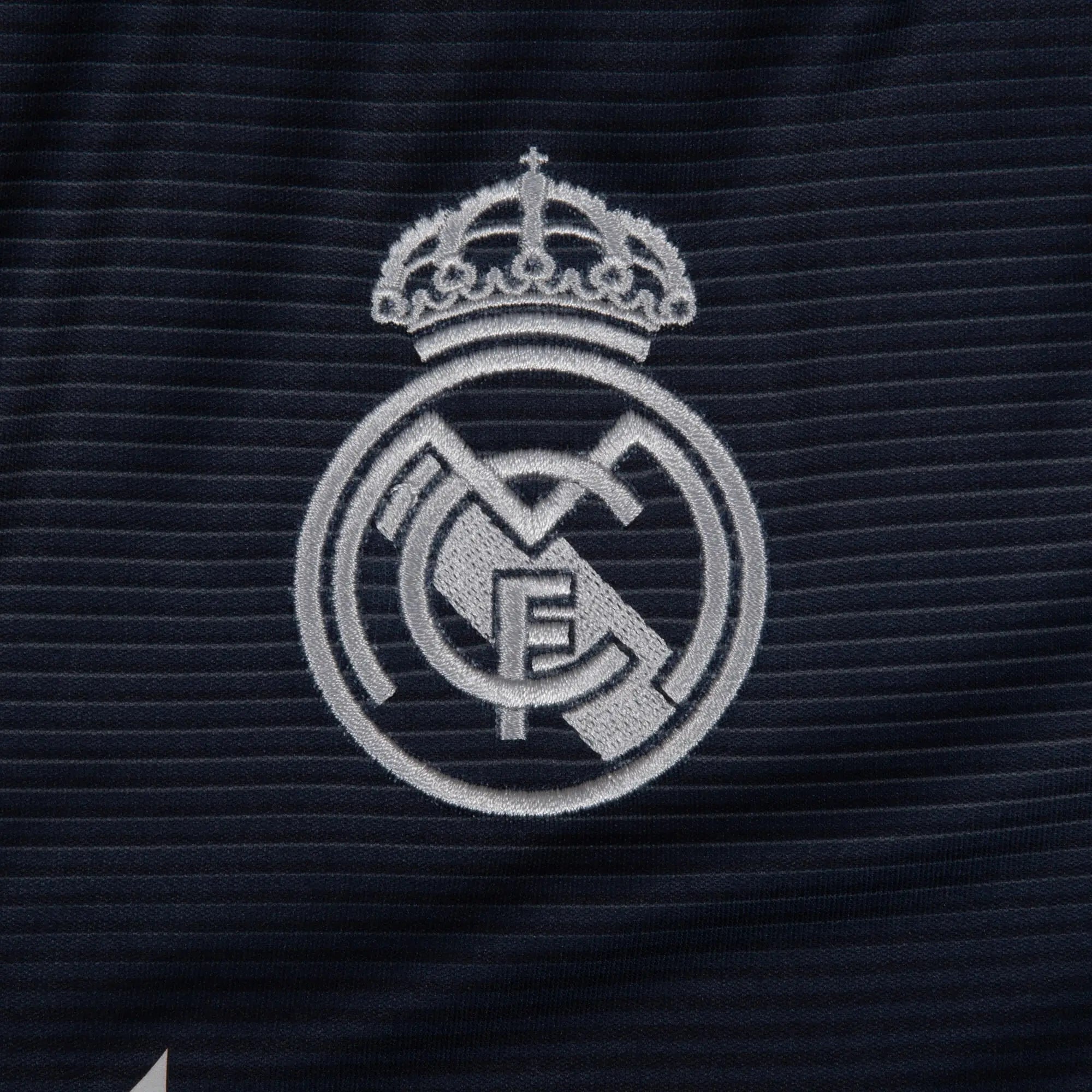 MAILLOT REAL MADRID MANCHES LONGUES 26/27 All2Jersey