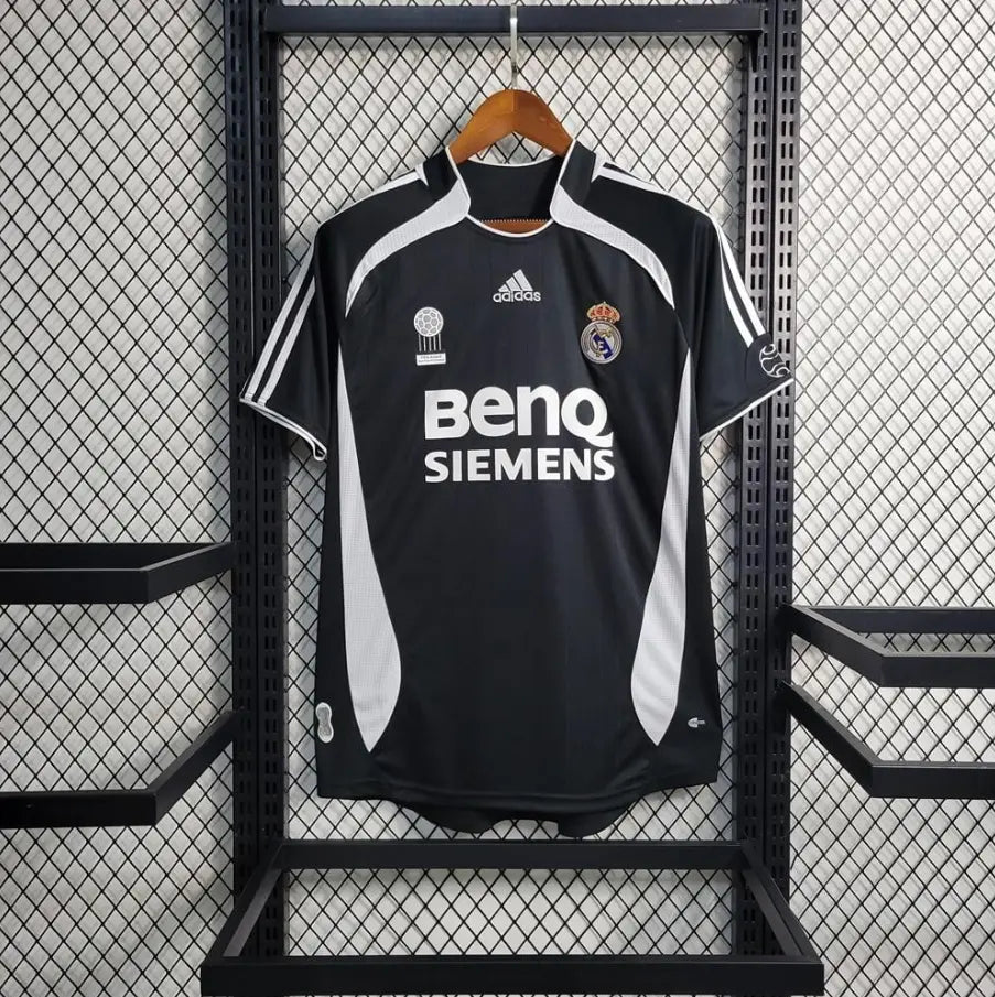 MAILLOT DU REAL MADRID EDITION 2006/2007 All2Jersey