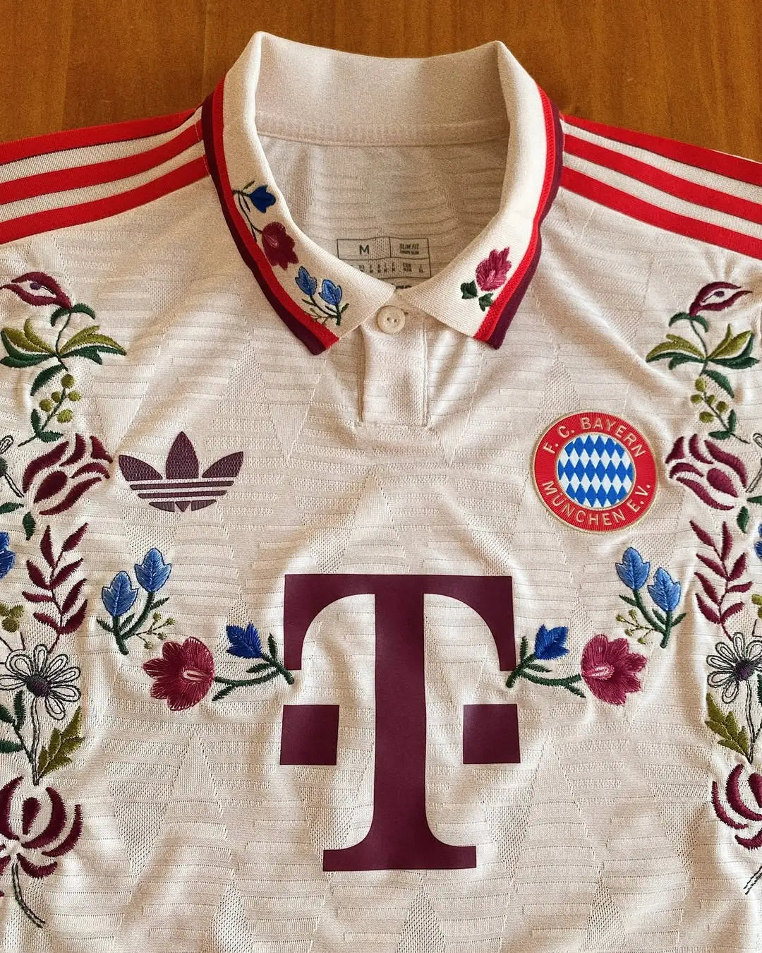 MAILLOT BAYERN MUNICH CUSTOM BRODÉ   All2Jersey