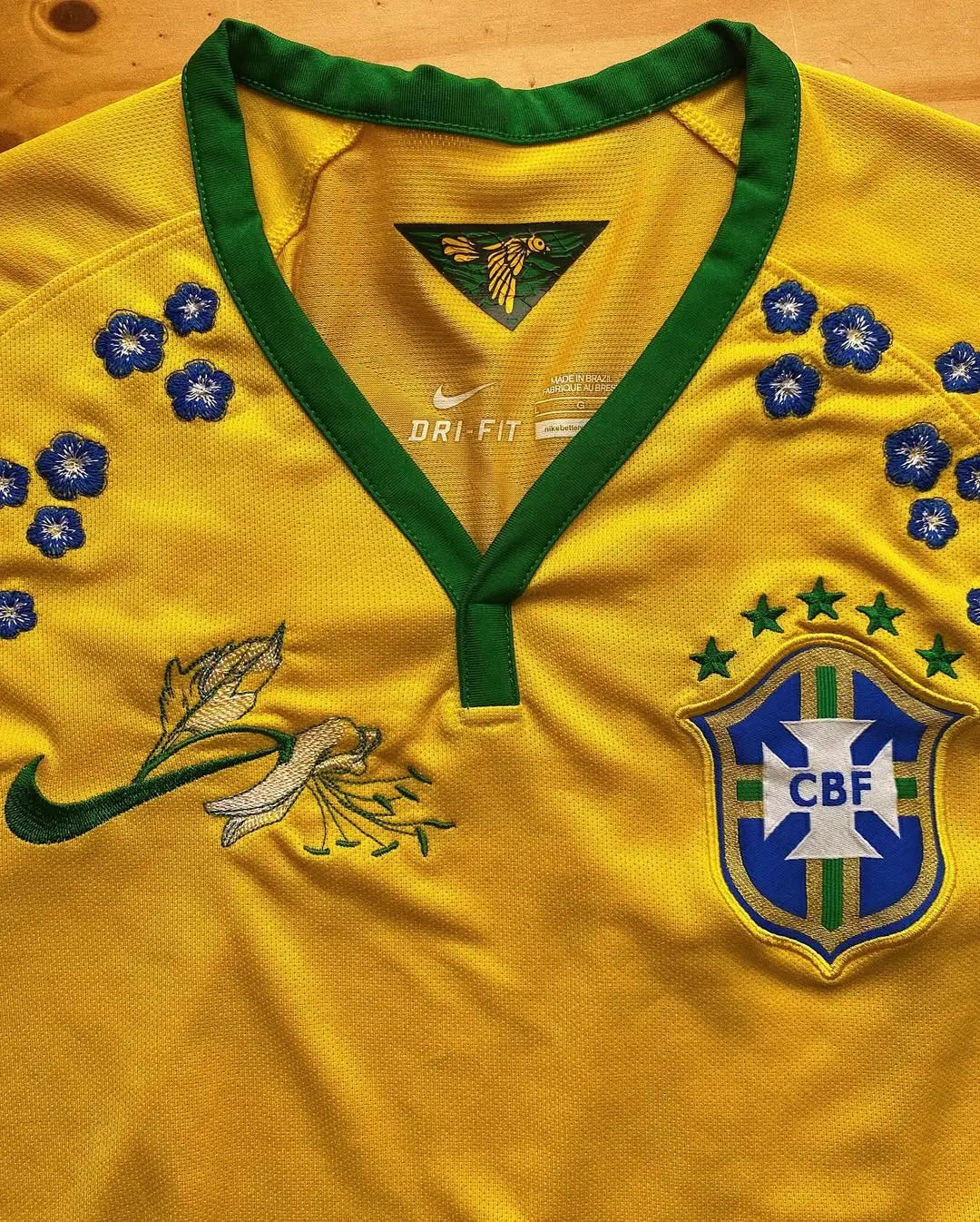 MAILLOT BRESIL CUSTOM BRODÉ   All2Jersey