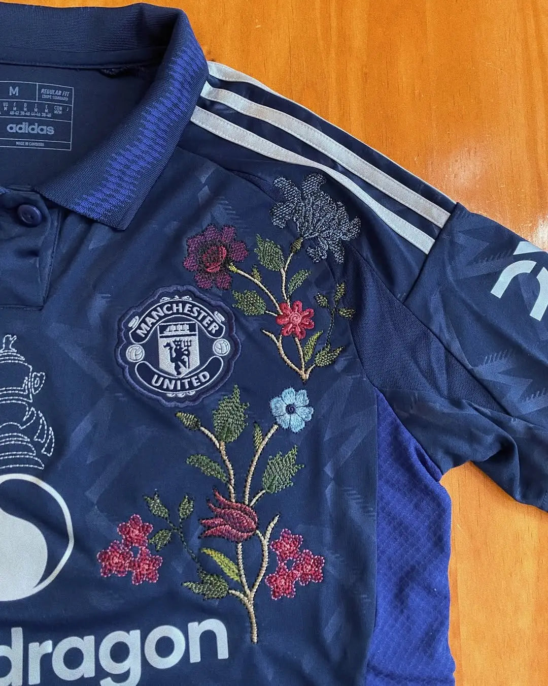 MAILLOT MANCHESTER UNITED CUSTOM BRODÉ   All2Jersey